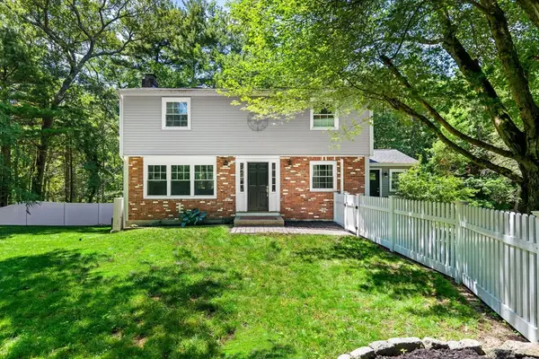 212 Common Ln, Beverly, MA 01915
