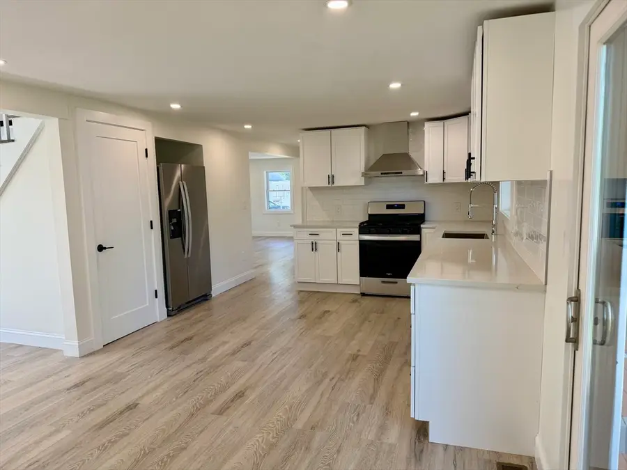 37 Karen Street, Lowell, MA 01851 - #2