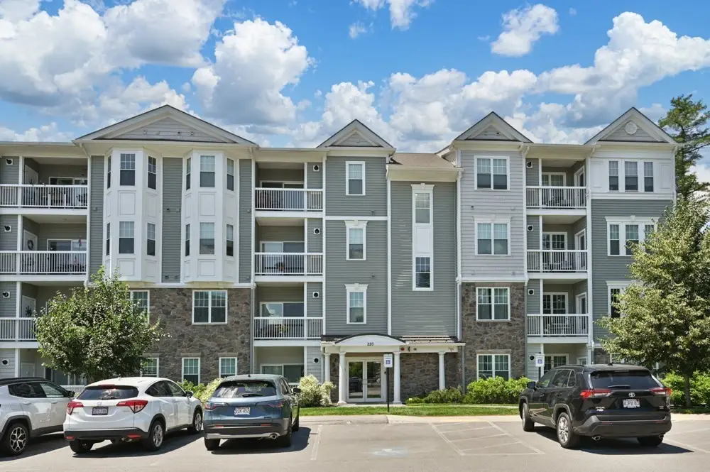 220 Martins Landing #102, North Reading, MA 01867 - #1