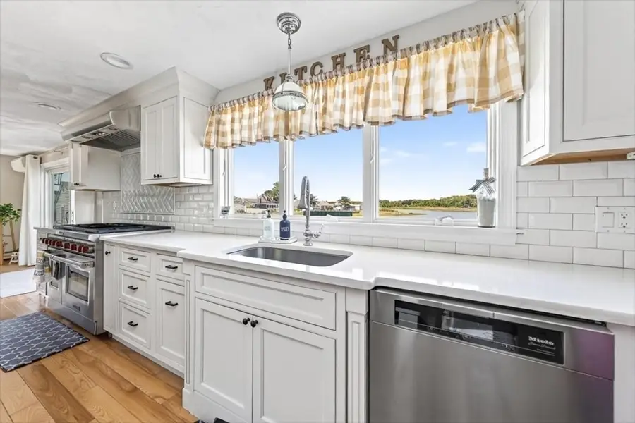 76 Surfside Rd, Scituate, MA 02066 - #3