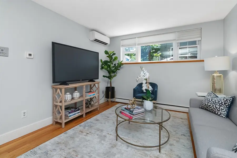 5 Walden St #2, Cambridge, MA 02140 - #3