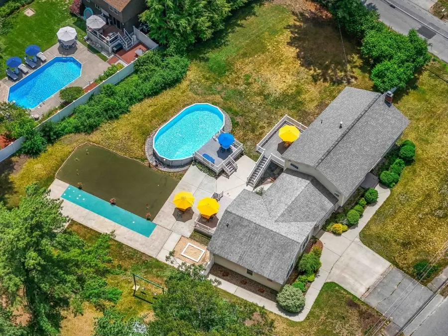 11 Barbara D Ln, Tewksbury, MA 01876 - #3