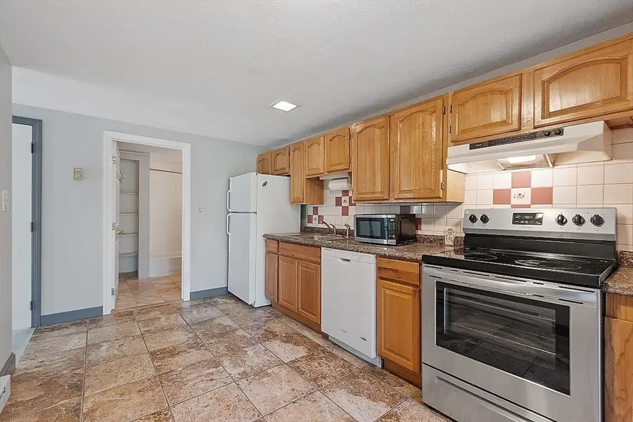 5 Wampus #4, Acton, MA 01720 - #3