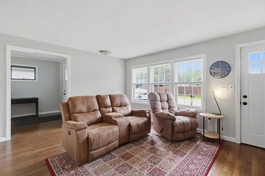 8 Causeway Terrace, Leominster, MA 01453 - #3