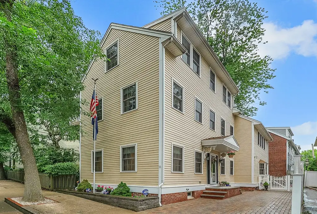 13 Oak St, Boston, MA 02129 - #1