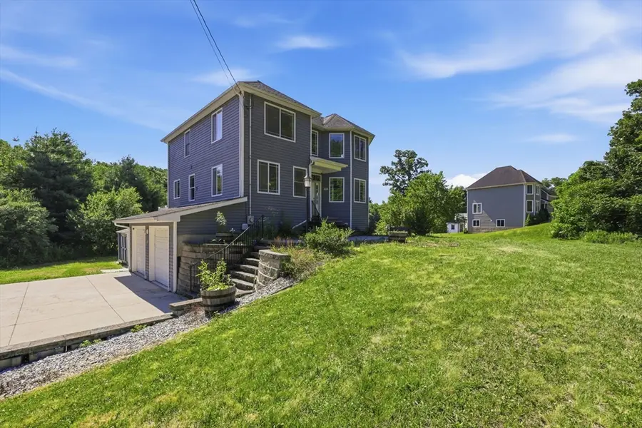 17 Russellville Rd, Westfield, MA 01085 - #2