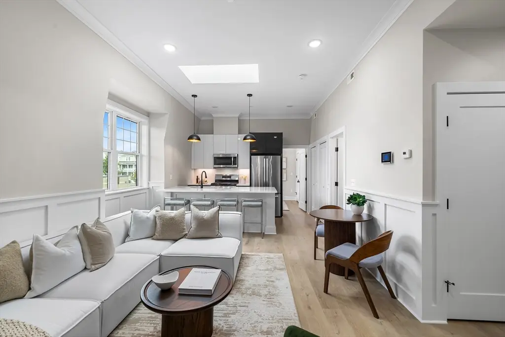 115 Thurston St #G, Somerville, MA 02145 - #1