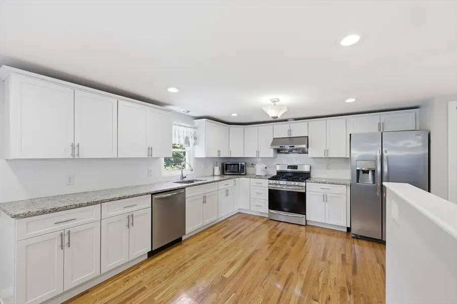 86 Scarsdale Rd, Springfield, MA 01129 - #2