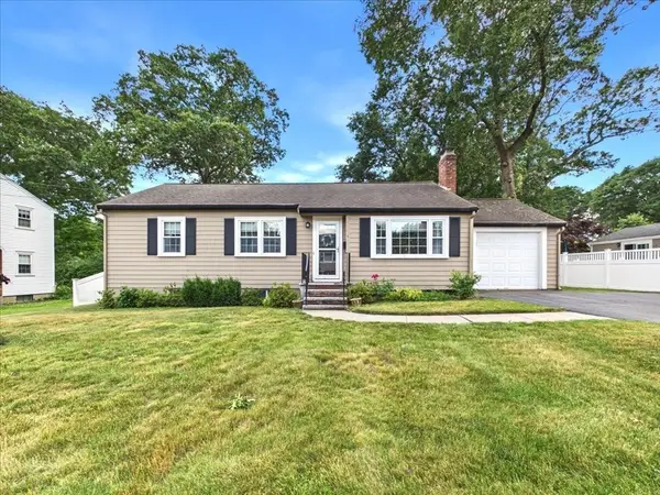 4 Anna Drive, Canton, MA 02021