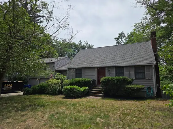 76 Gardner St, Rockland, MA 02370