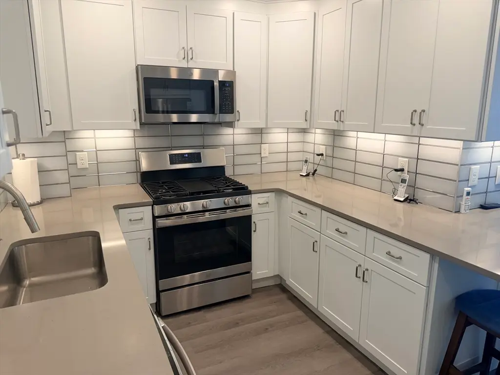 8 Burnside St #2, Salem, MA 01970 - #1