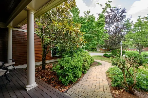 45 Clubhouse Drive #45, Hingham, MA 02043