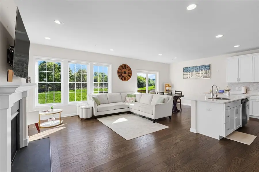 30 Magnolia Drive #30, Hopkinton, MA 01748 - #3