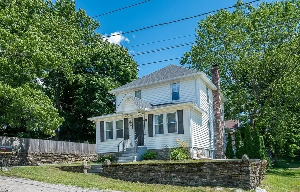 8 Simone St, Worcester, MA 01604 - #1
