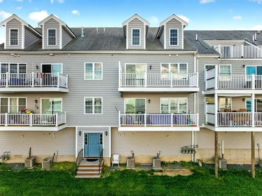 271 Draper St #4, Fall River, MA 02724 - #3