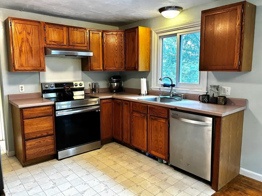 14 Ames Way, Pembroke, MA 02359 - #3