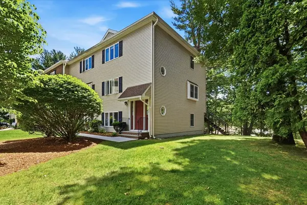 305 Salem St #312, Woburn, MA 01801
