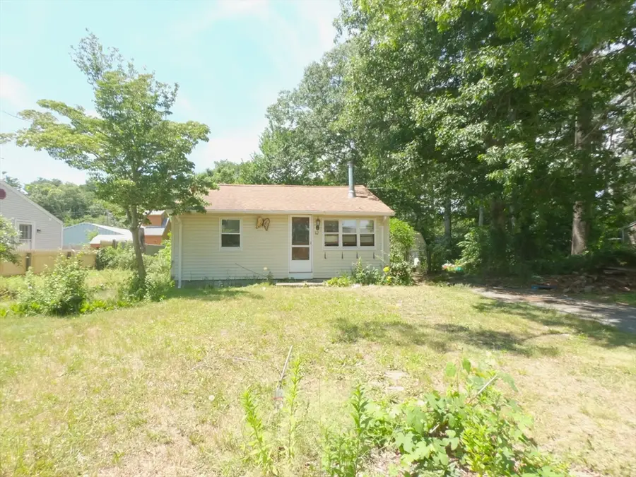 62 Crystal Lake Dr, Carver, MA 02330 - #2