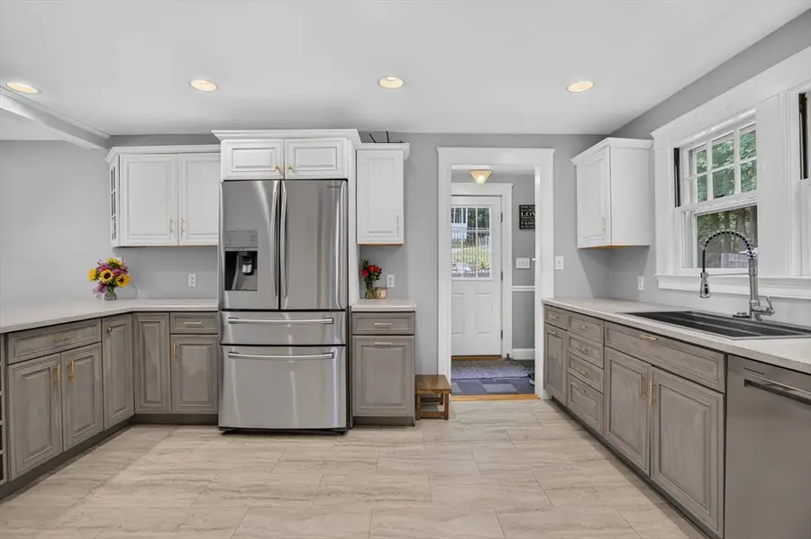 158 Haverhill St, North Reading, MA 01864 - #2