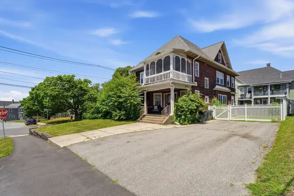 207 Middlesex St, North Andover, MA 01845