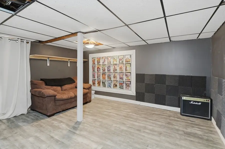 123 Woodland Avenue, Gardner, MA 01440 - #3