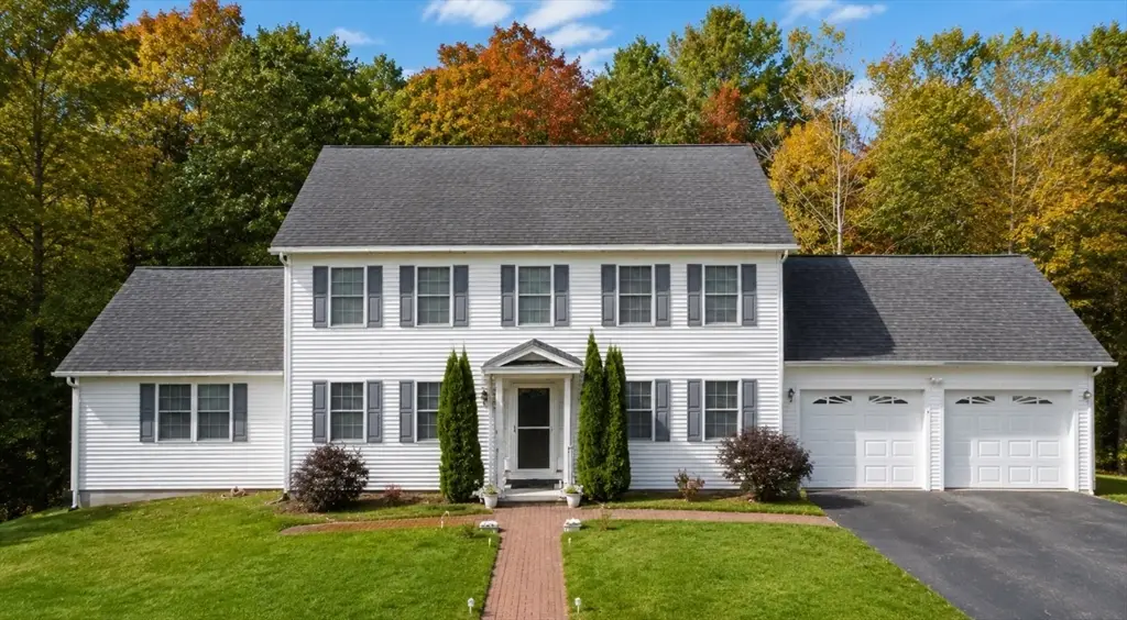 5 Poe Cir, Tyngsborough, MA 01879 - #1