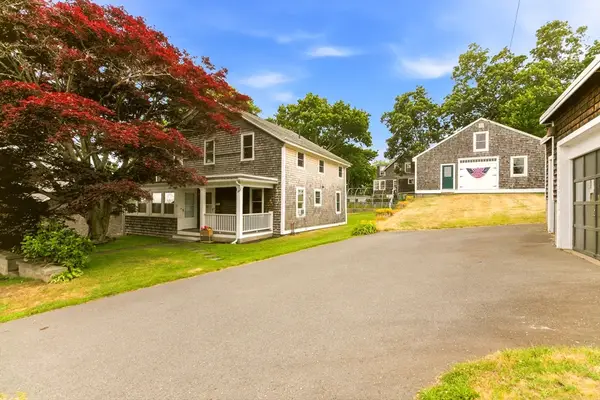 22 South Avenue, Tiverton, RI 02878