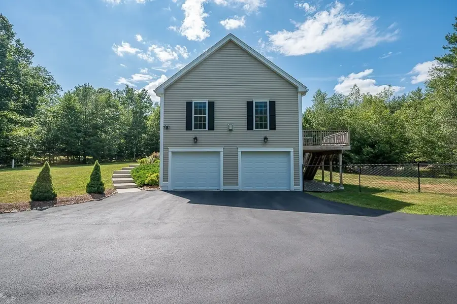 126 Yew Street, Douglas, MA 01516 - #3