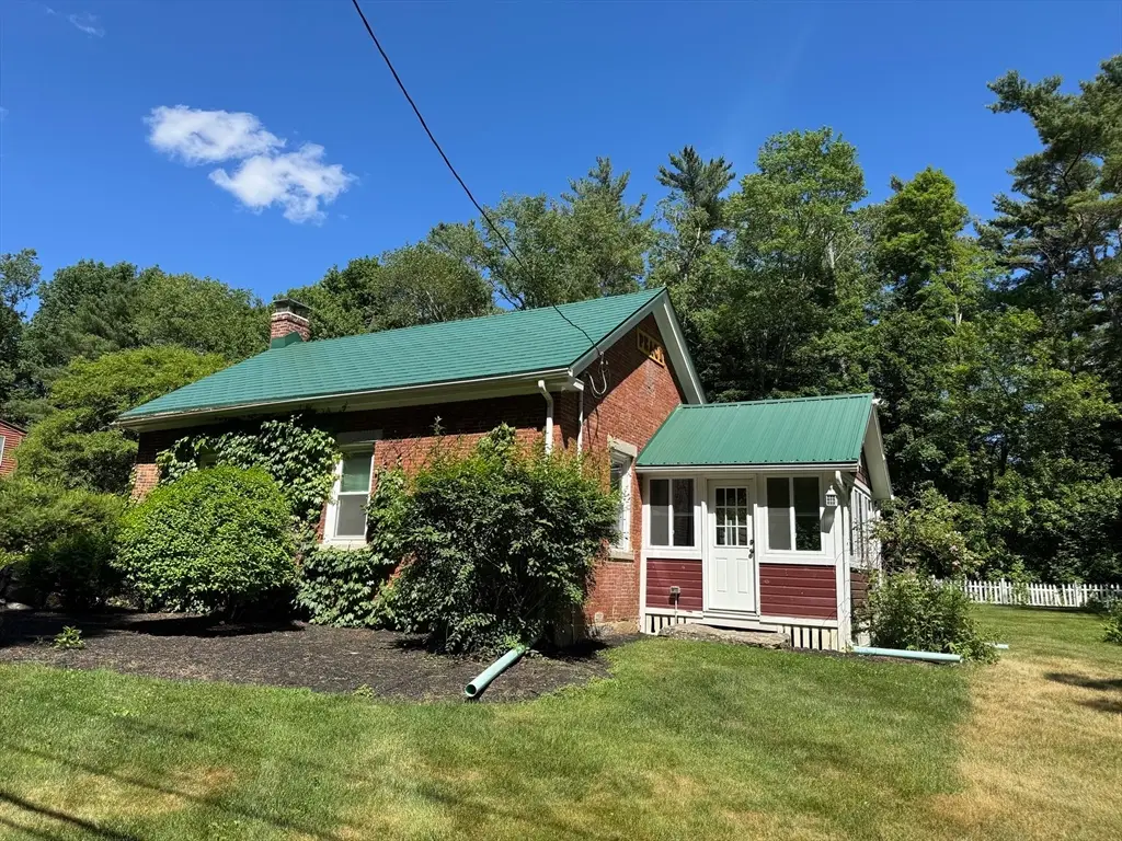 183 West Sturbridge Rd, East Brookfield, MA 01515 - #1