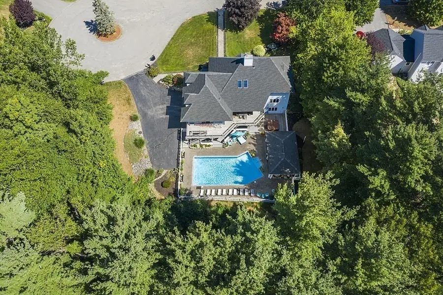 60 Commonwealth Cir, Leominster, MA 01453 - #3