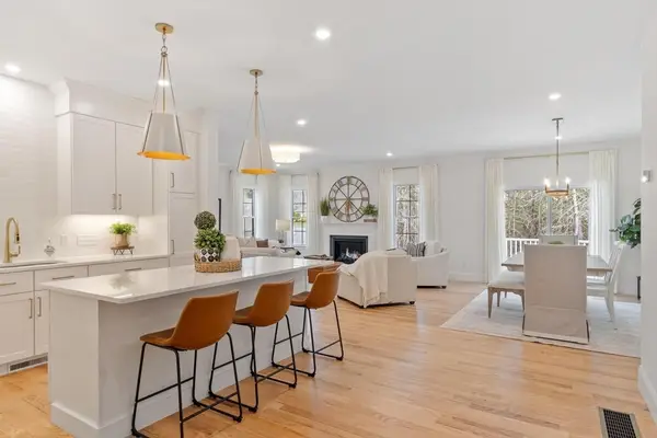 79 Oliver Pond Circle #9, Franklin, MA 02038