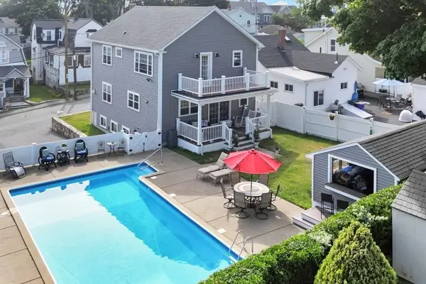 59 Parkhurst St, Quincy, MA 02169