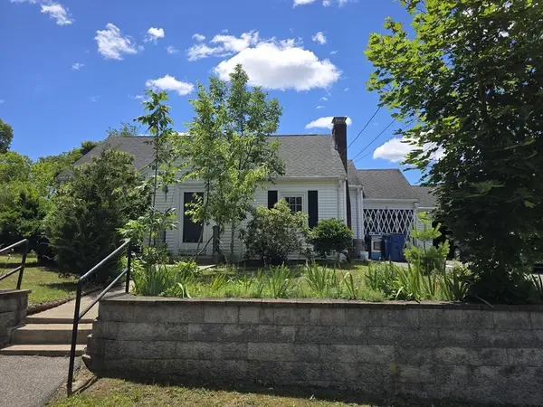 26 Edwin St, Randolph, MA 02368