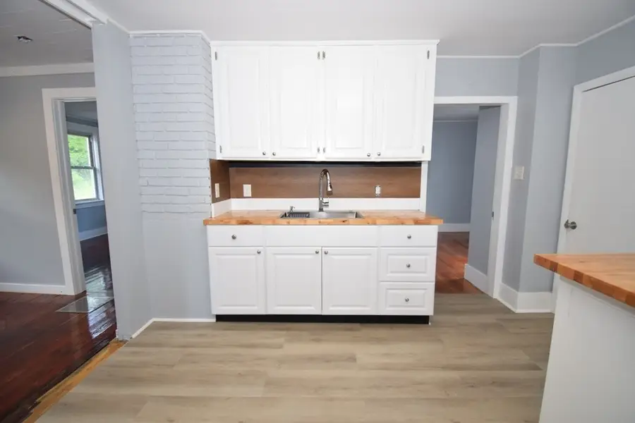 433 Putnam Hill Rd, Sutton, MA 01590 - #3