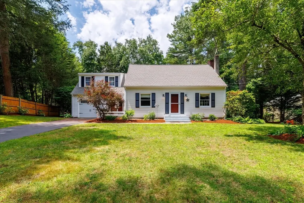 11 Foster St, Oxford, MA 01540 - #1