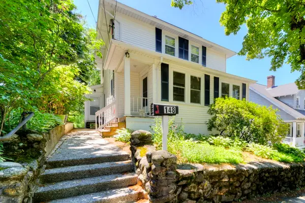148 Whitmarsh Avenue, Worcester, MA 01606