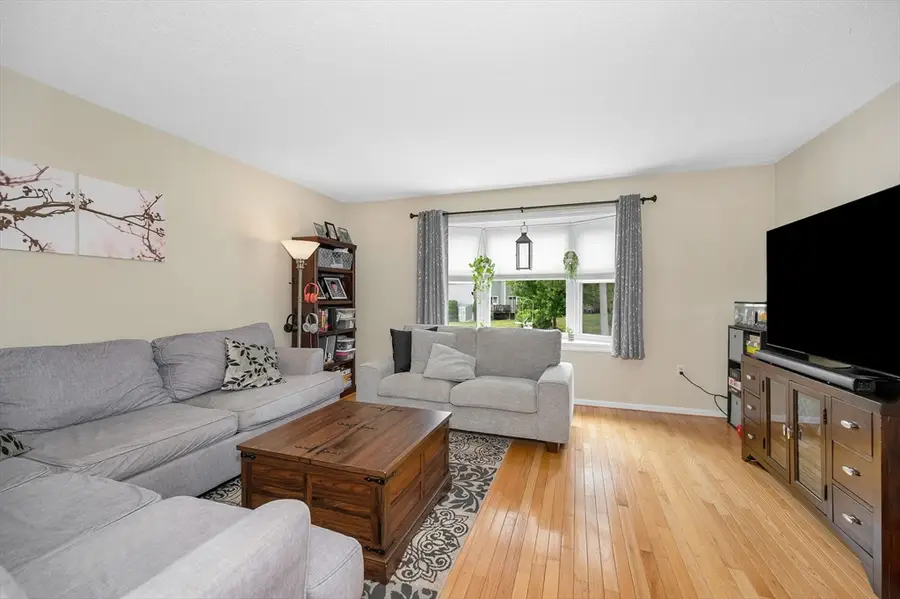 95 Tennis Plaza Rd #7, Dracut, MA 01826 - #2