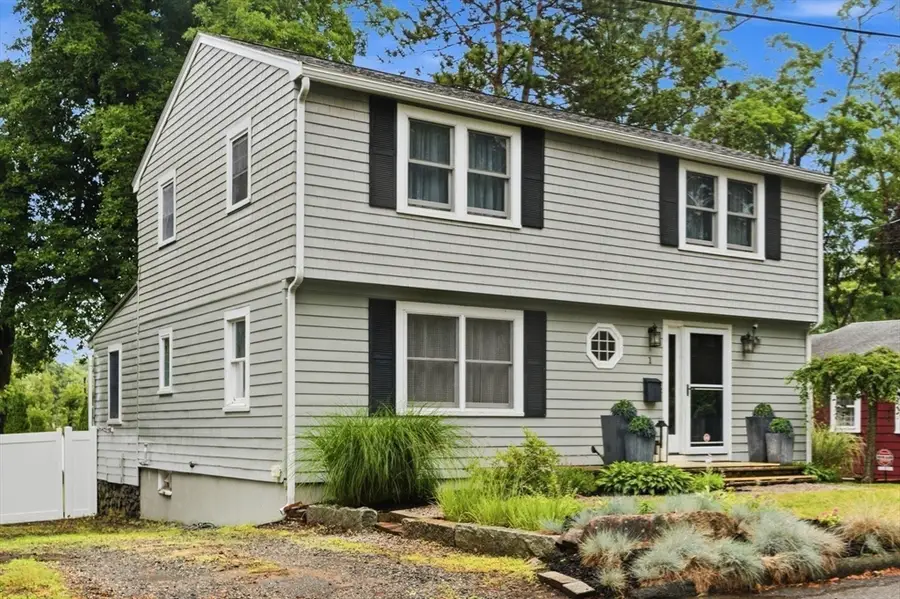 1 Johns Rd, Marblehead, MA 01945 - #3