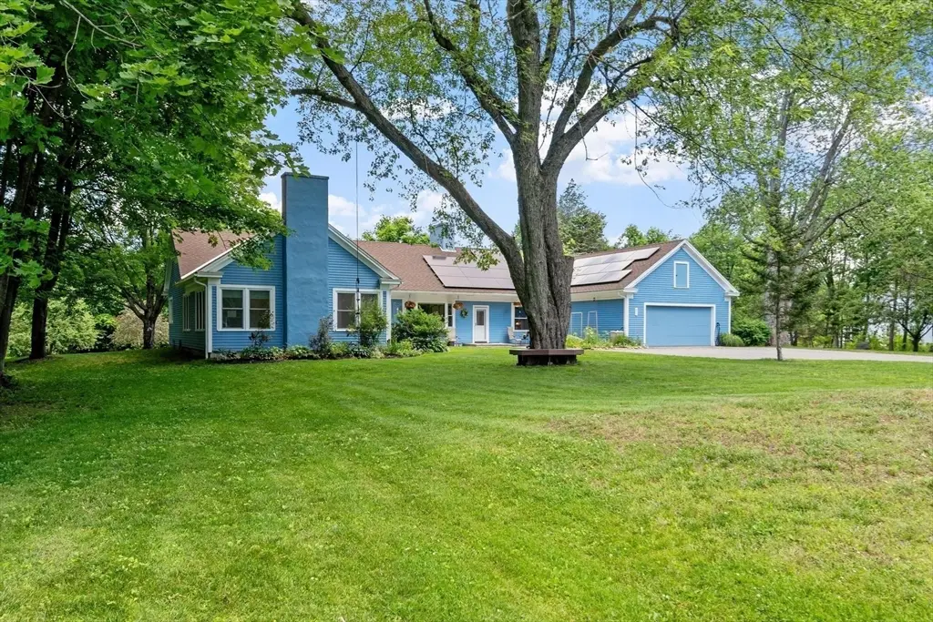 27 Oak Ave, Lunenburg, MA 01462 - #1