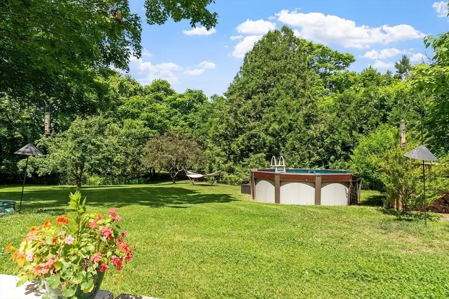 27 Oak Ave, Lunenburg, MA 01462 - #2