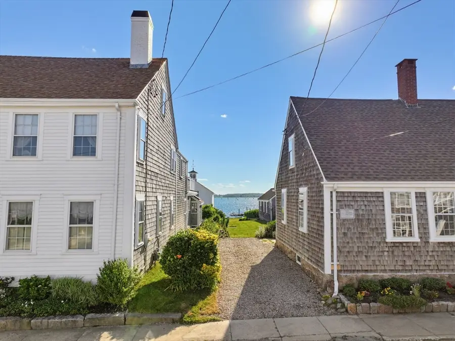 2037 Main Rd, Westport Point, MA 02791 - #2