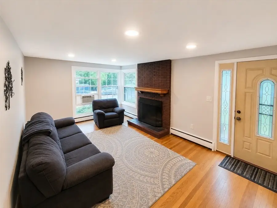 9 Cold Spring Road, North Reading, MA 01864 - #2