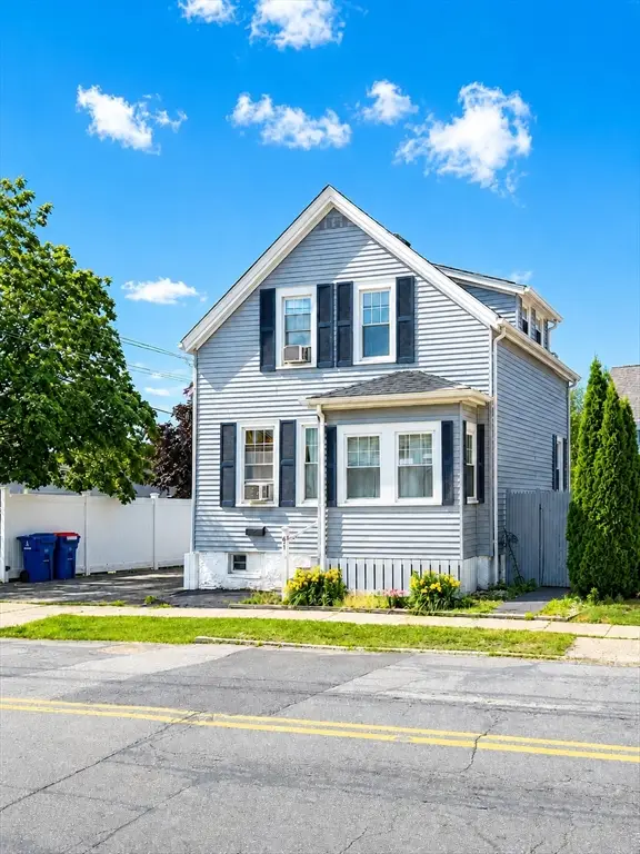 61 Church Street, New Bedford, MA 02746 - #2