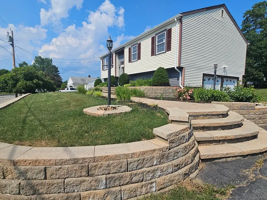 3 Brightman Lane, Dartmouth, MA 02748 - #3