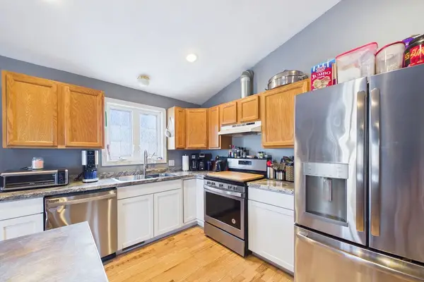 212 Haffards St, Fall River, MA 02723