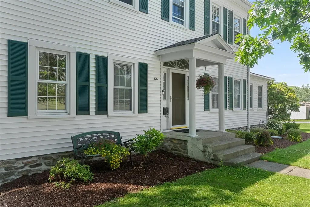 306 Pleasant St, Leicester, MA 01524 - #1