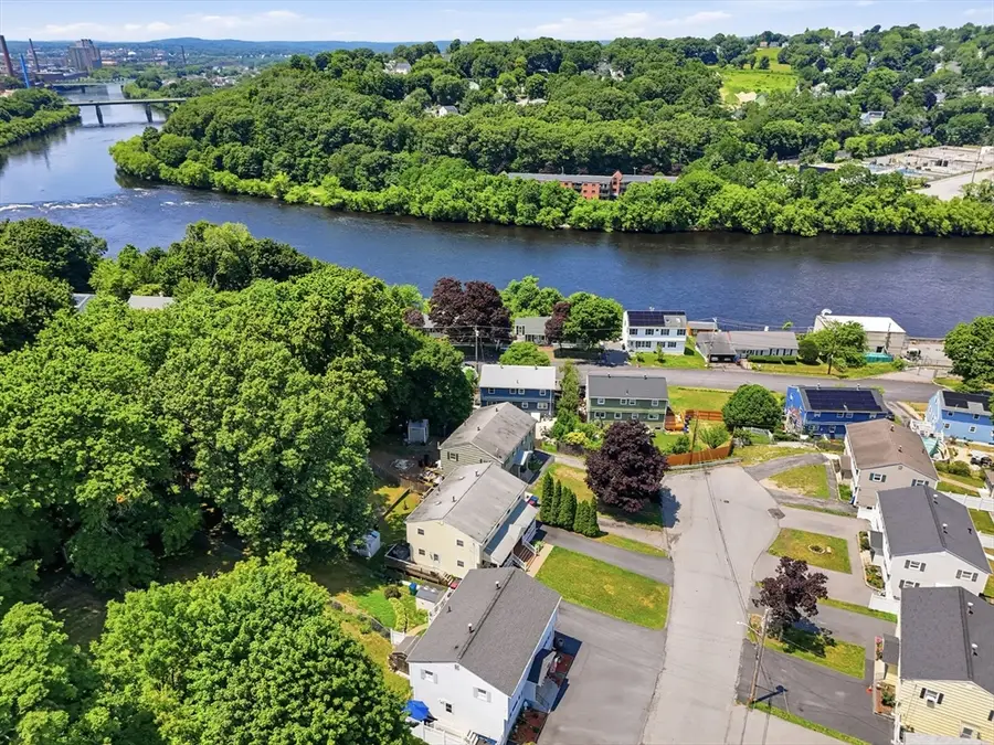 631 E Merrimack St #631, Lowell, MA 01852 - #3