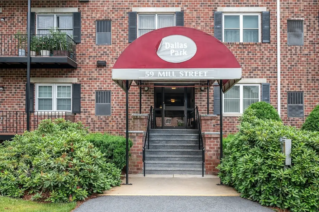 59 Mill St #301, Dracut, MA 01826 - #1