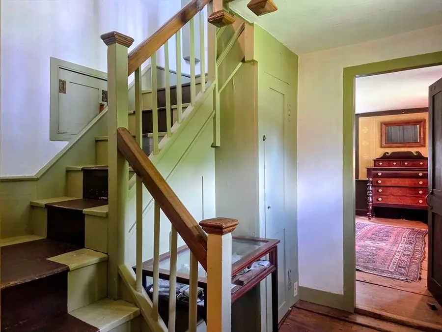 24 Brookfield Rd, Brimfield, MA 01010 - #3