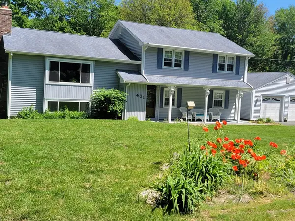 401 Cross St, Boylston, MA 01505